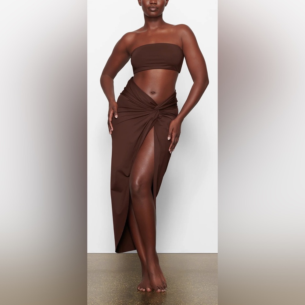 NWOT SKIMS Signature Swim Sarong Skirt Cocoa Size Small